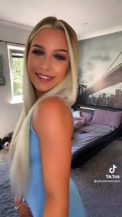 Tight dress to show off that ass