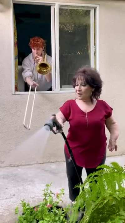 Trombone son strikes again!