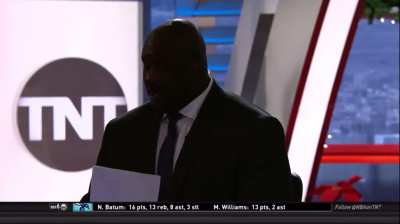 Shaq looking like an unlocked character 😂