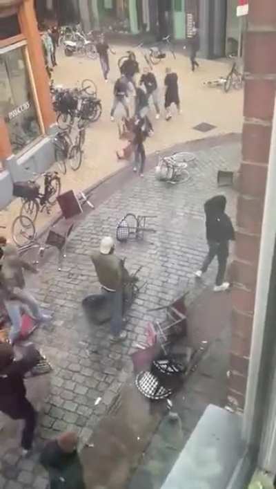 Great Battle of Chairs