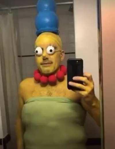 Subí un post de gemidos y se enojaron cLarAm3nte n0 lE sAben al ChitPos y iO ci, pEro lE dijE a mi mAmª y mE rEgaño y c0mo oFremda lEs dEjo esTe bidEo En dIsculpAs y sI n0 lås hAceptan s0n gEis (procedo a poner emojis) 🚶‍♂️🦽