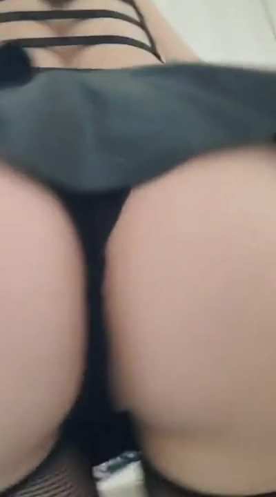 I love twerking and having a good time [STBA]