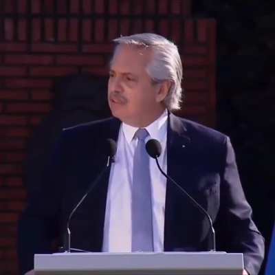 Mi Alberto no es afroamericano; podrá ser mentiroso, puerco, idiota, comunista, pero nunca una estrella de porno.
