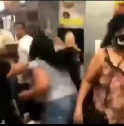 Nahh the sound effects Made this shit tooo funny🤣🤣🤣🤣🤣