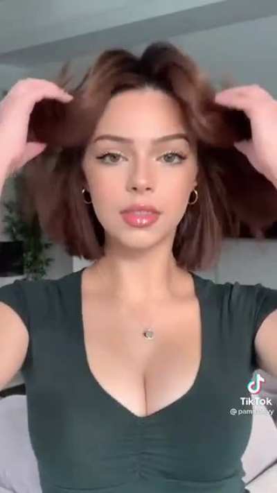 Insanely Hot🔥🔥
