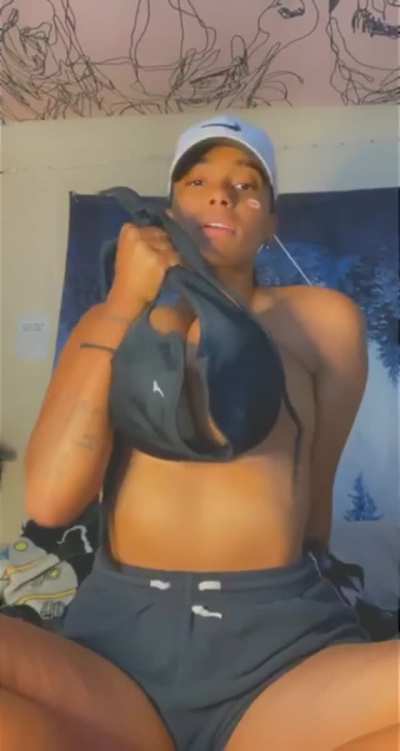 Possibly the best tits I’ve ever seen on reddit 😍