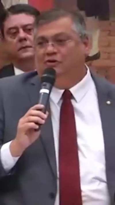 Flavio Dino desmascarado a hipocrisia bolsonarista sobre sua ida ao CPX da maré