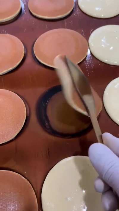 Dorayaki pancake precision in Busan