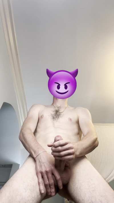Cumming hard 