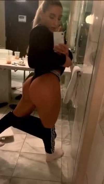Perfect 🍑