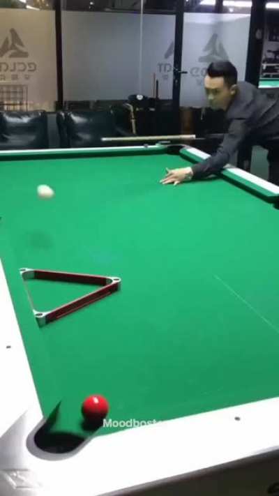 Extraordinary billiard skills