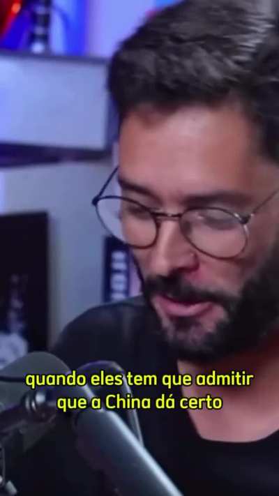 Incrível como a direta buga quando o assunto é China.