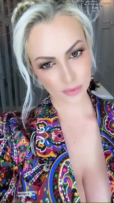 More Maryse