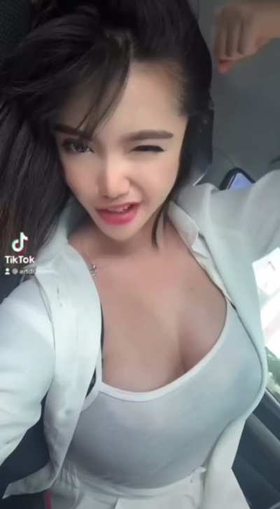 Yang ni kurus pulak dia