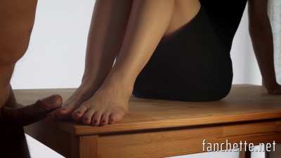 All about her feet!