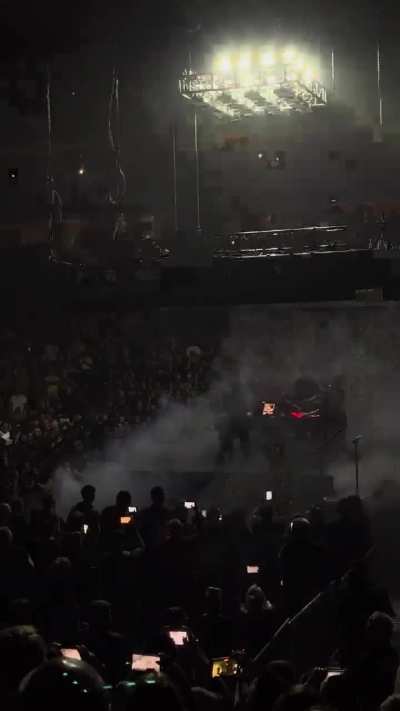 Guys, I saw THE Nine Inch Nails last night!