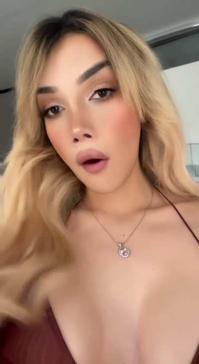 I want my perfect body to get ruined by daddy
