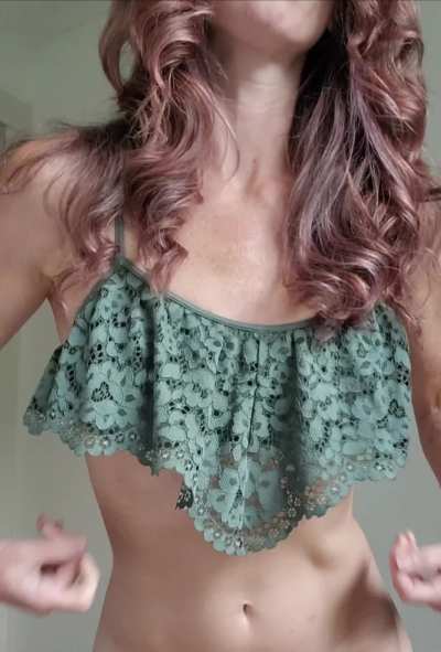 What a cute little top, perfect for flashing you