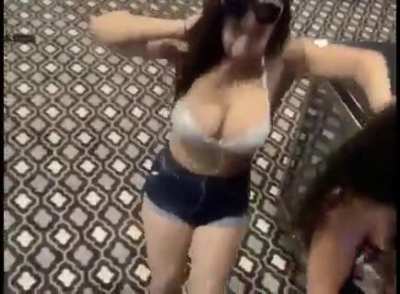 PARTY VID