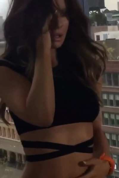 Photoshoot BTS