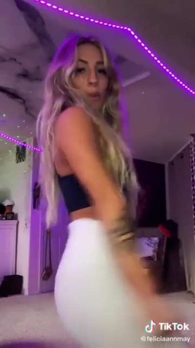 😋
