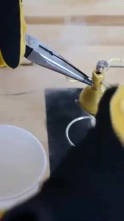 Liquid Nitrogen in a Steam Engine go brrrrr