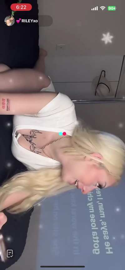 Rileyxo on live