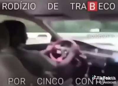 Rodízio de traveco cancelado pro causa do corona😔💔😭😢
