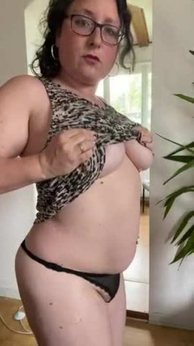 I want your dick deep inside me, could you do it?