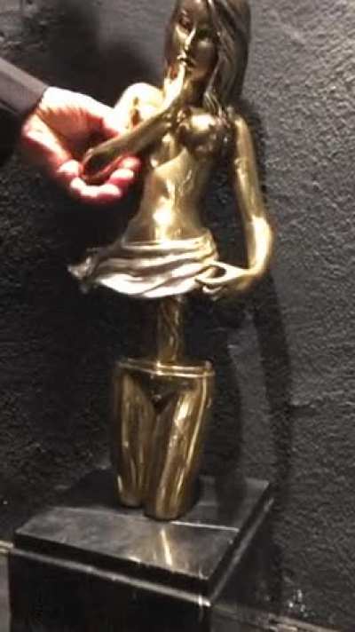 A Sexy Sculpture