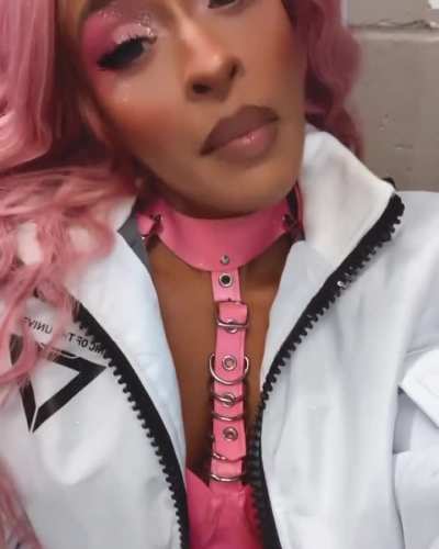Zelina Vega 