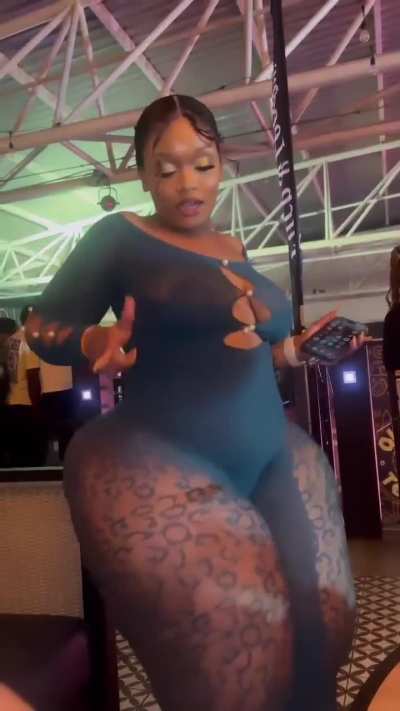 So much thickness 😍😍😍