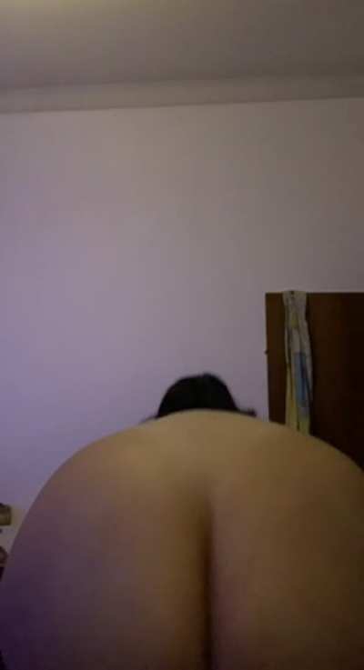 I would love to twerk you on top of your d***