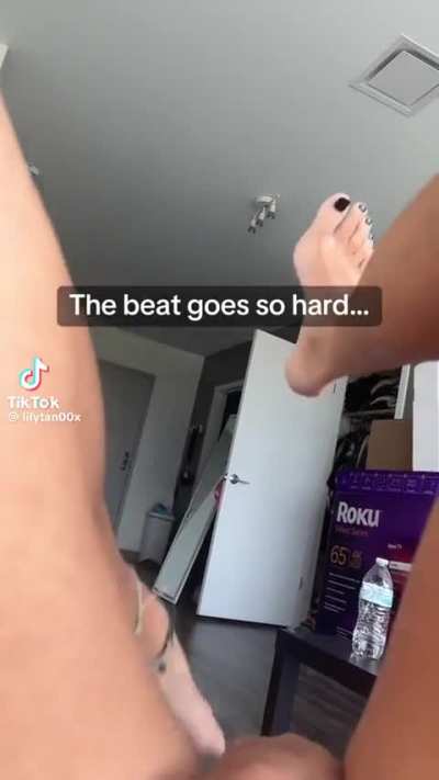 Beat going so hard!
