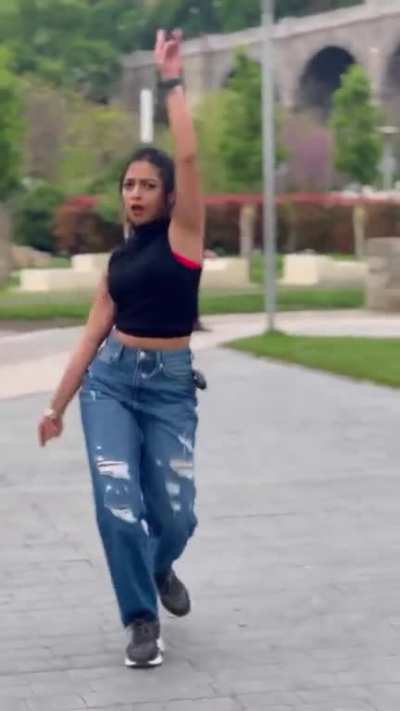 Ardra Unni 🤤