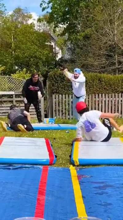 Ye