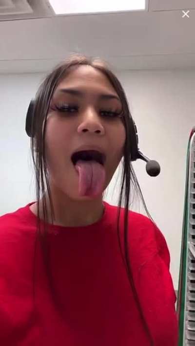 😻😝