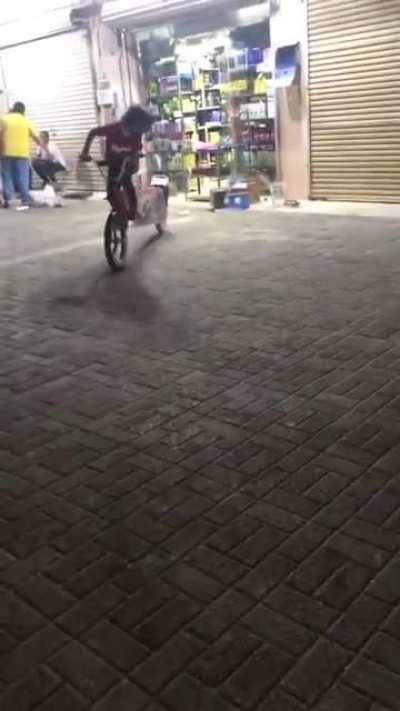 That's how you park it ! Park it like a Boss !