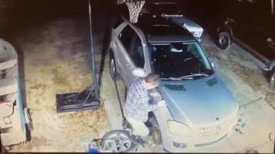 Guy Gets Hand Stuck in Car's Hood While Doing its Maintenance.......