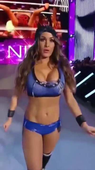 Nikki bella entrance