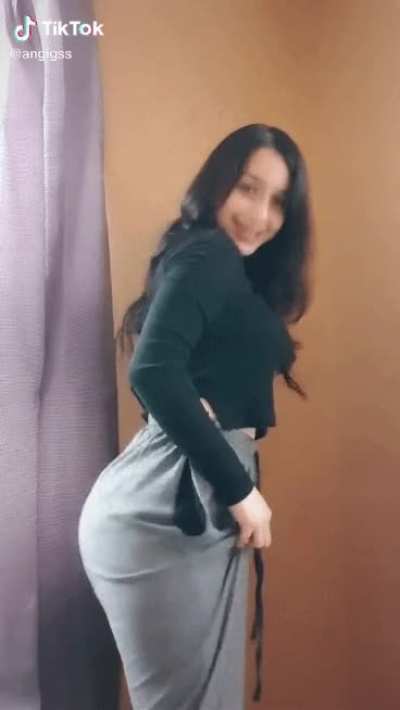Alguien tienen que tener más de esta mami