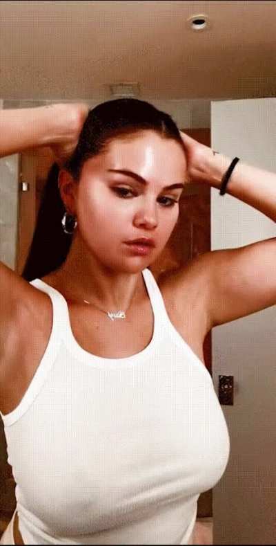 Selena Goméz