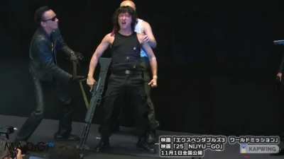 Since today is his birthday, here is Kuze (and Takasugi) shooting the shit out of a poor Rambo cosplayer.