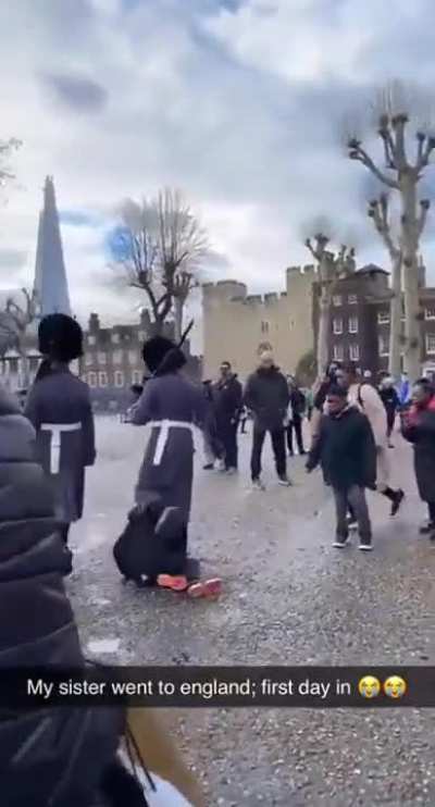 Kid vs Royal Guard