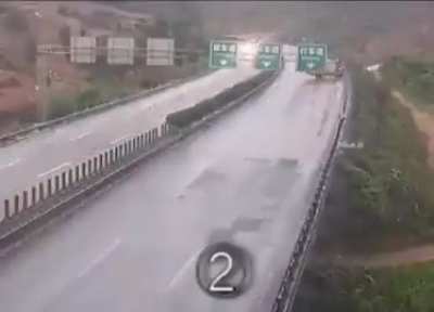 Strong guard rail
