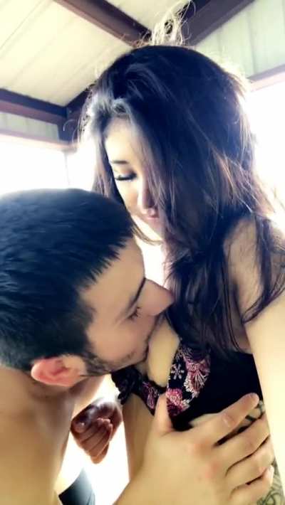 Hot girlfriend giving best pleasures to bf💦watch full video (link in comment 🔞)