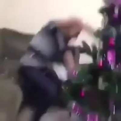 christmastnis cuming