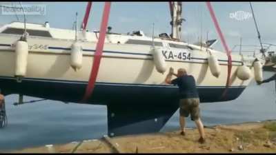 Новая. Первый спуск на воду.