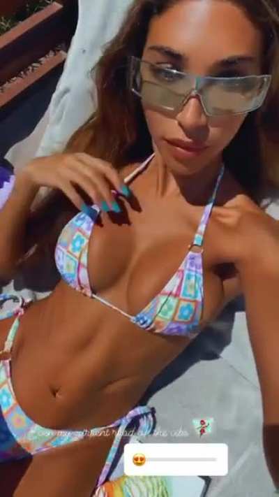 Hot As fuck😘