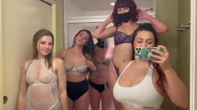 Lights out, titties out 😜 Full Pack Link in Comments 👇👇